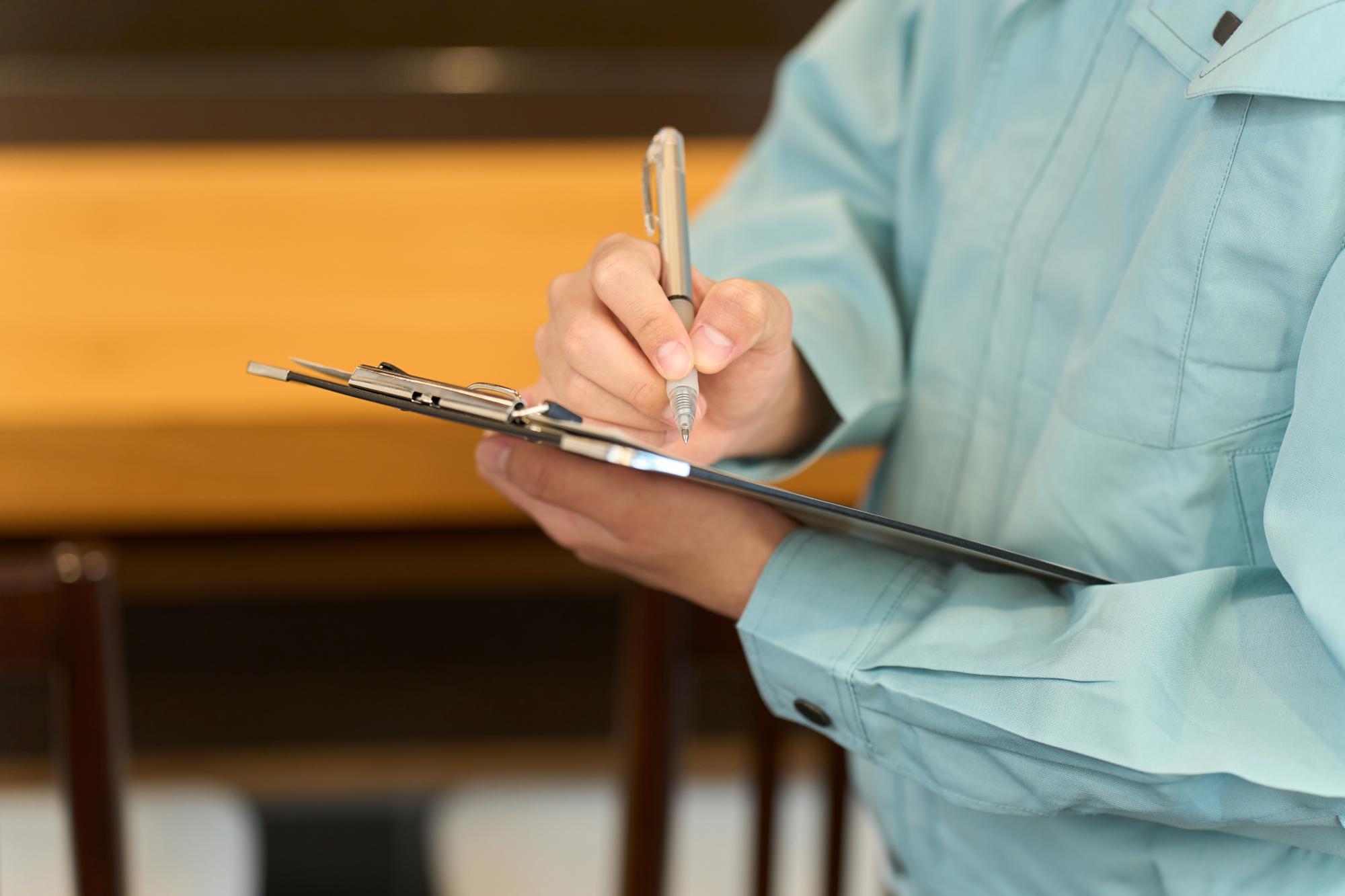 24時間緊急対応 害虫駆除対策 富山安心駆除サービス